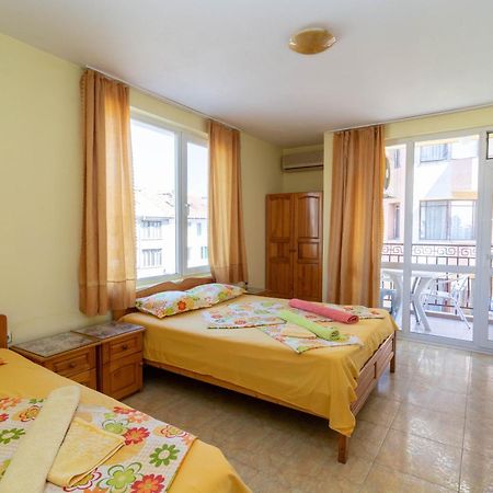 Fener Guest House Поморие Екстериор снимка