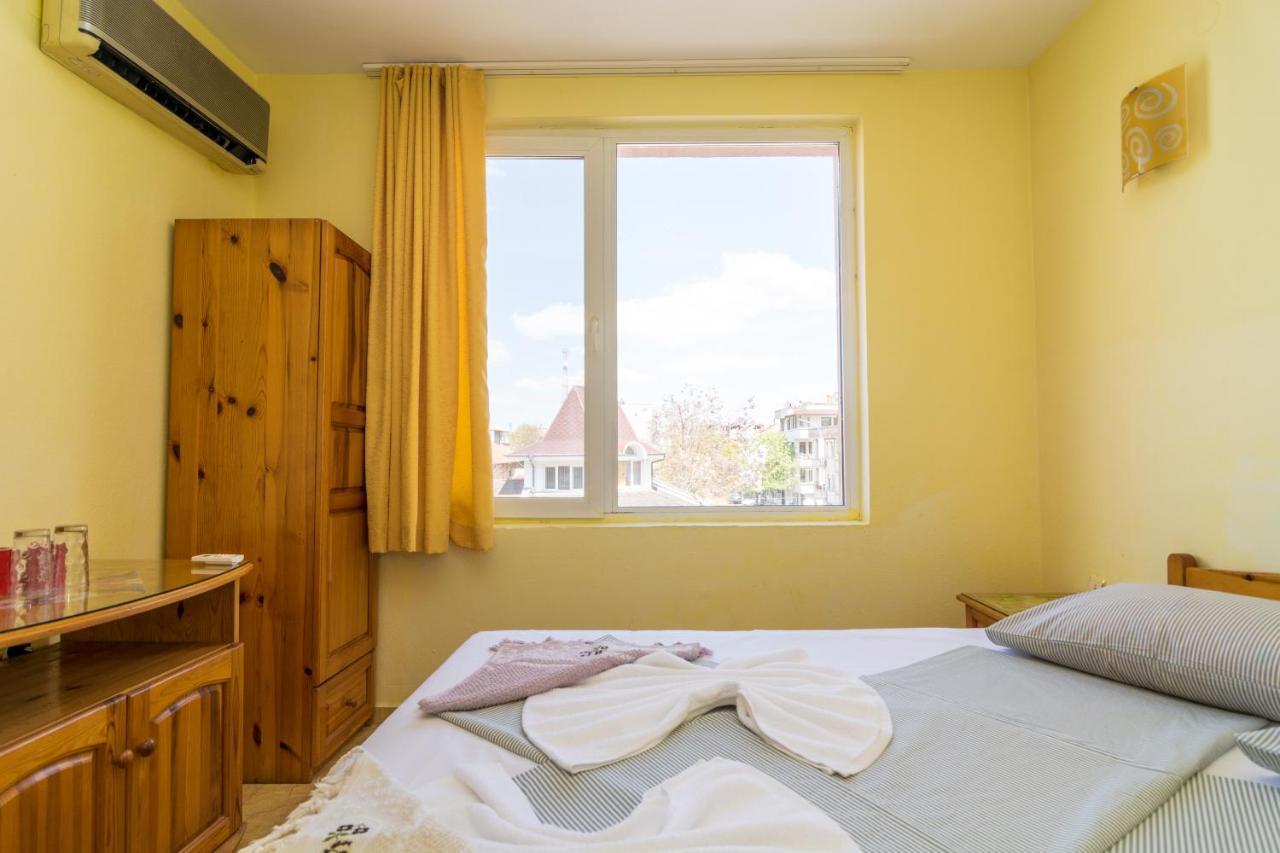 Fener Guest House Поморие Екстериор снимка