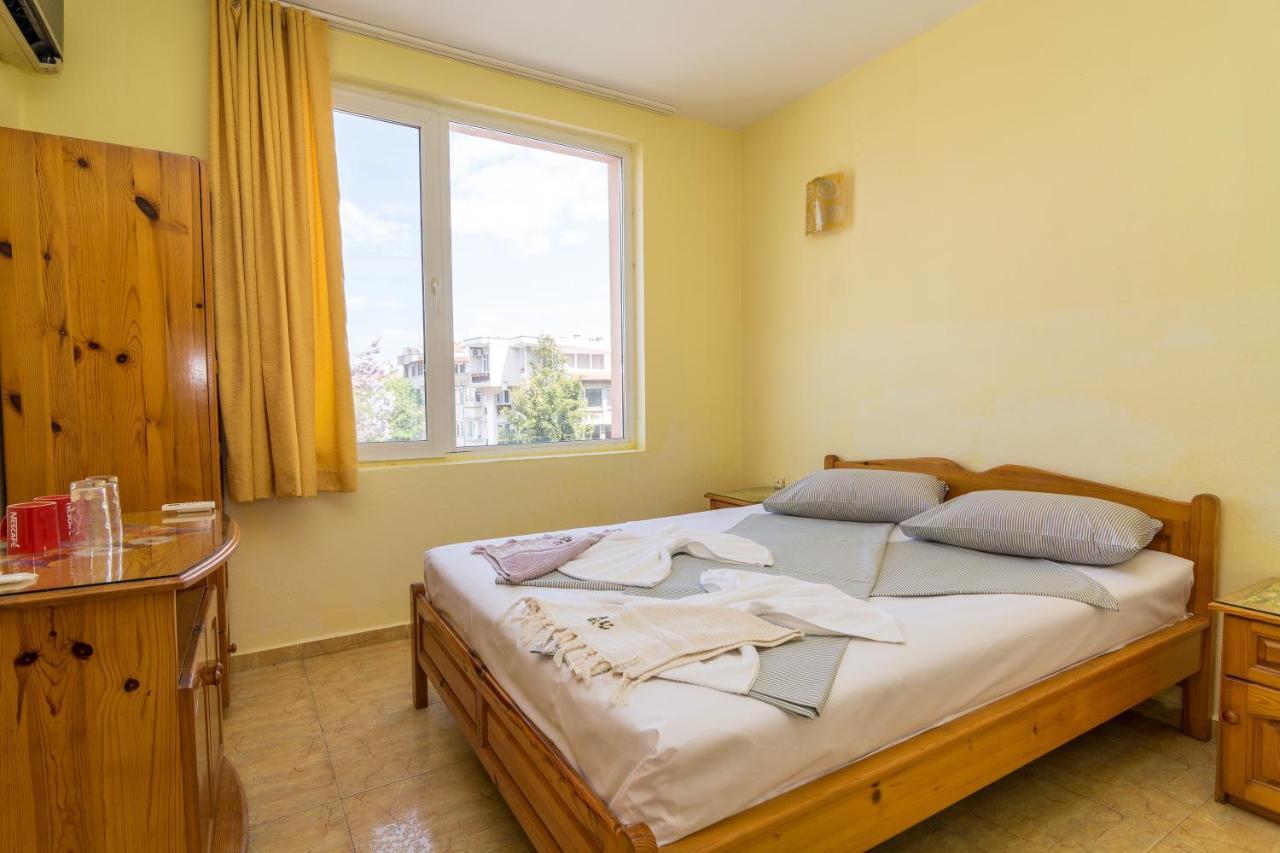 Fener Guest House Поморие Екстериор снимка