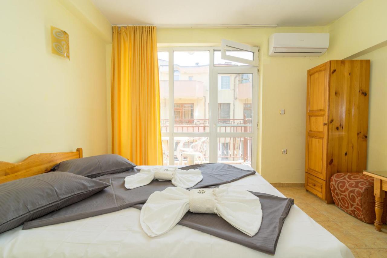 Fener Guest House Поморие Екстериор снимка