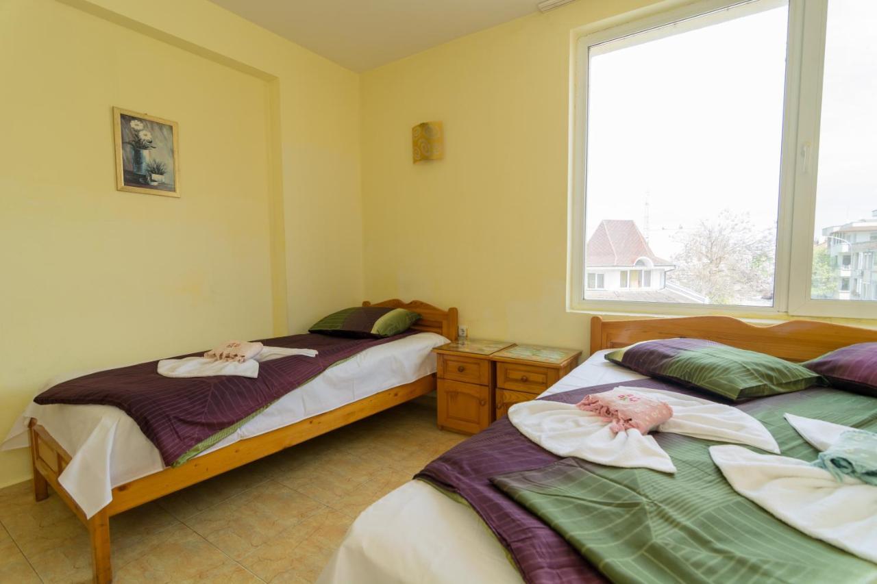 Fener Guest House Поморие Екстериор снимка