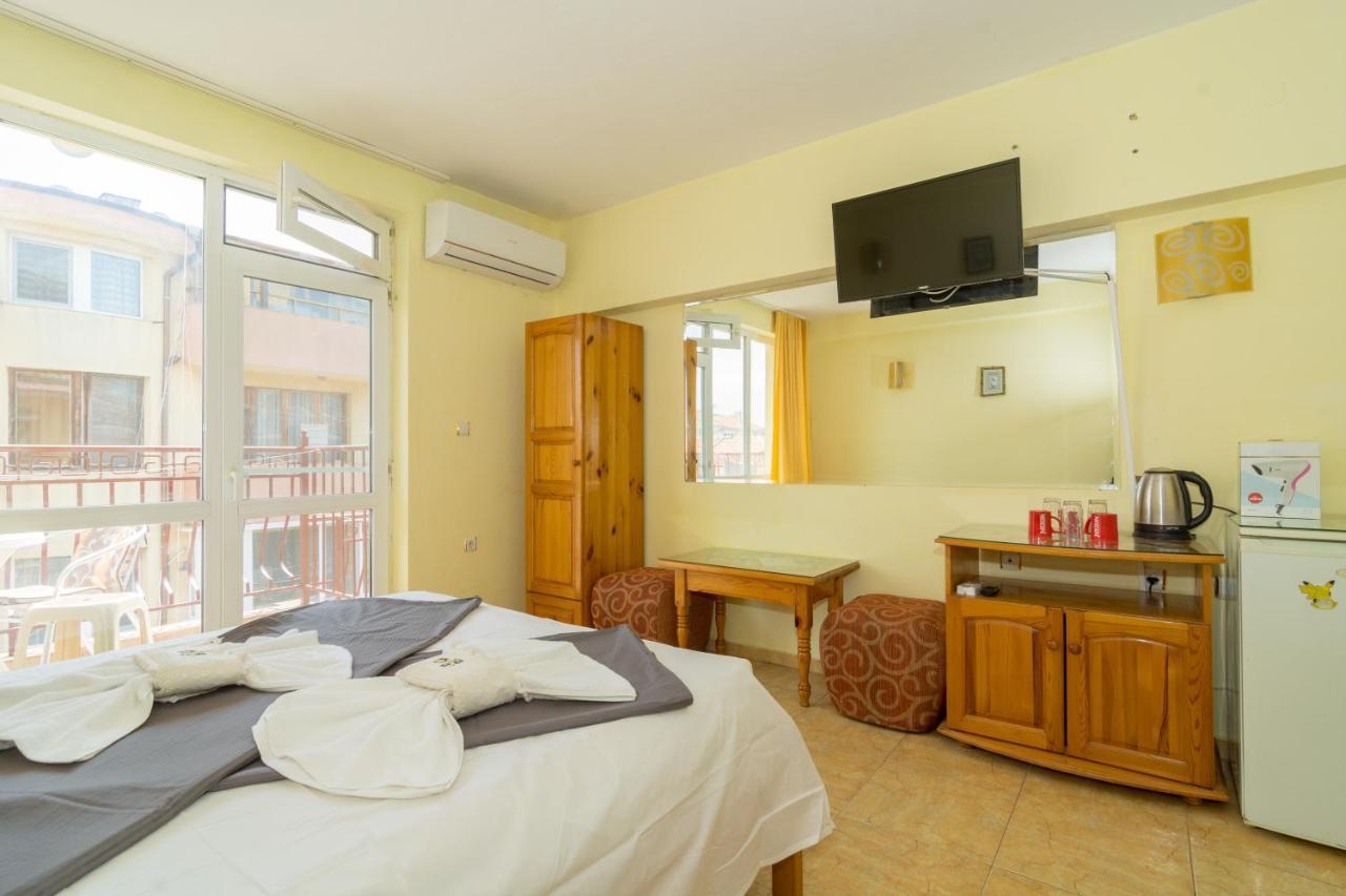 Fener Guest House Поморие Екстериор снимка