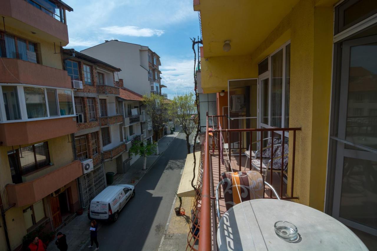 Fener Guest House Поморие Екстериор снимка