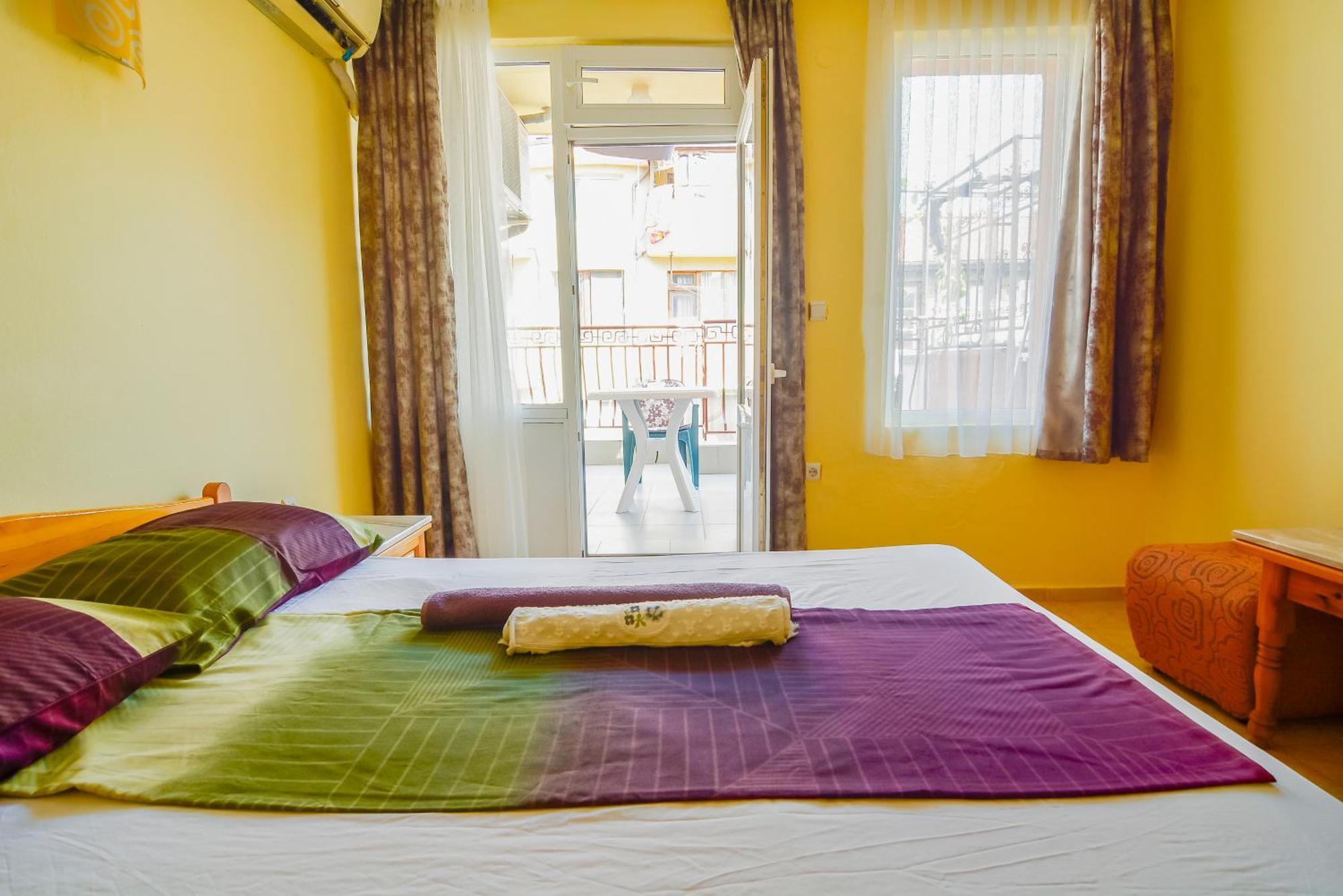 Fener Guest House Поморие Екстериор снимка